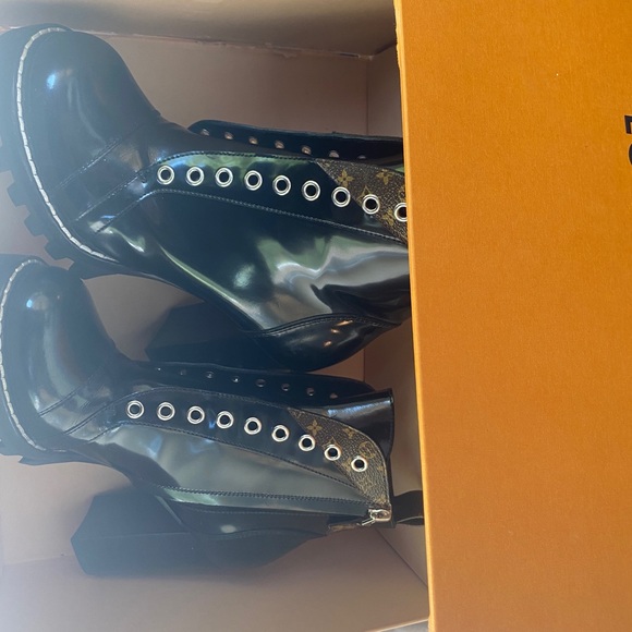 LV LEATHER COMBAT BOOTS (They were stolen.) - Picture 6 of 7